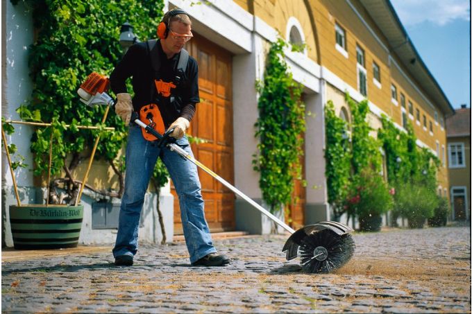 Kombitööriist KB-KM puhastuhari, STIHL - Pilt 2